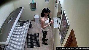 Hidden cam Teenage Female Groping her Honeypot